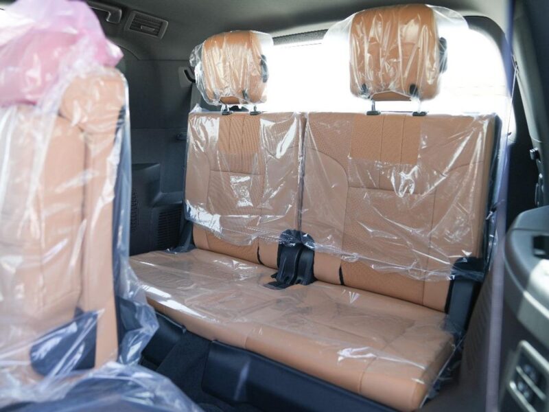 2025 LEXUS LX700h 3.5L 1MHEV 6 Cylinders SIGNATURE AT Black Tan SUV GCC Specs