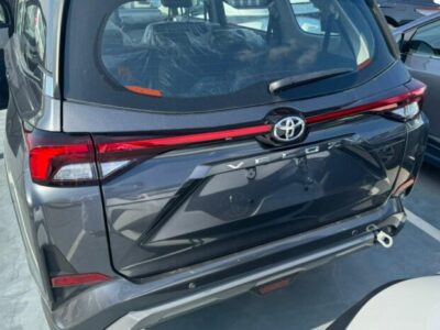 2024 Toyota Veloz 1.5-liter 4-cylinder Petrol Engine Dark Grey Black Compact MPV FWD