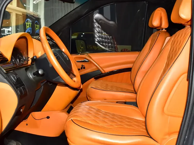 2014 Mercedes-Benz Viano Trend 6 Cylinder Petrol Engine Black Orange Van GCC Specs