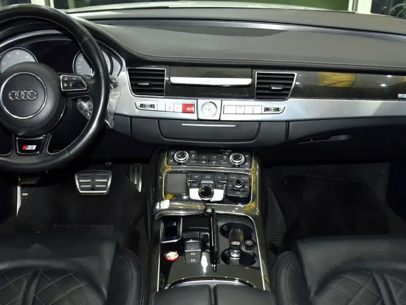 2013 Audi S8 4.0 TFSI Quattro 8 Cylinders Petrol Engine White Black Sedan Korean Specs