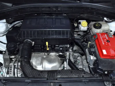 2020 MG ZS Comfort 4 Cylinders Petrol Engine White Black Crossover GCC Specs