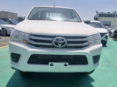 2023 Toyota Hilux 2.4 Litre Diesel 4-cylinder Engine White Red Pick-Up Truck 4WD