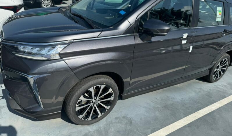2024 Toyota Veloz 1.5-liter 4-cylinder Petrol Engine Dark Grey Black Compact MPV FWD