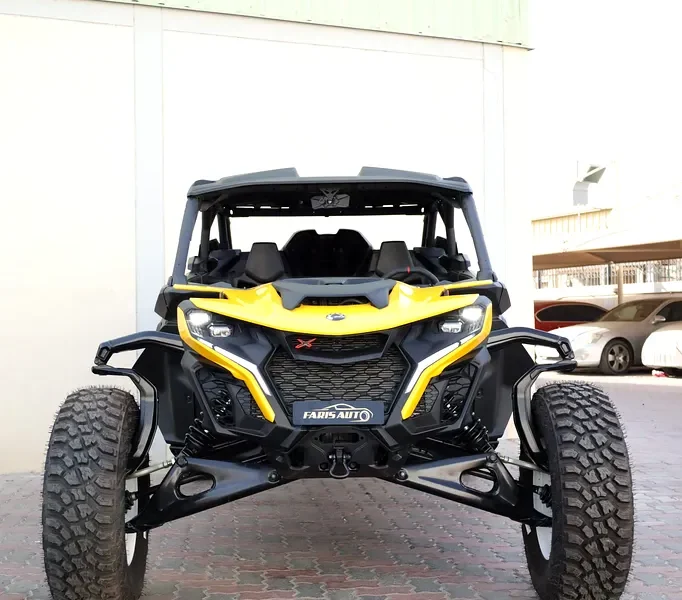 2026 Can-am Maverick MAX 3 Cylinders Petrol Engine Yellow Black CARBON PACKAGE