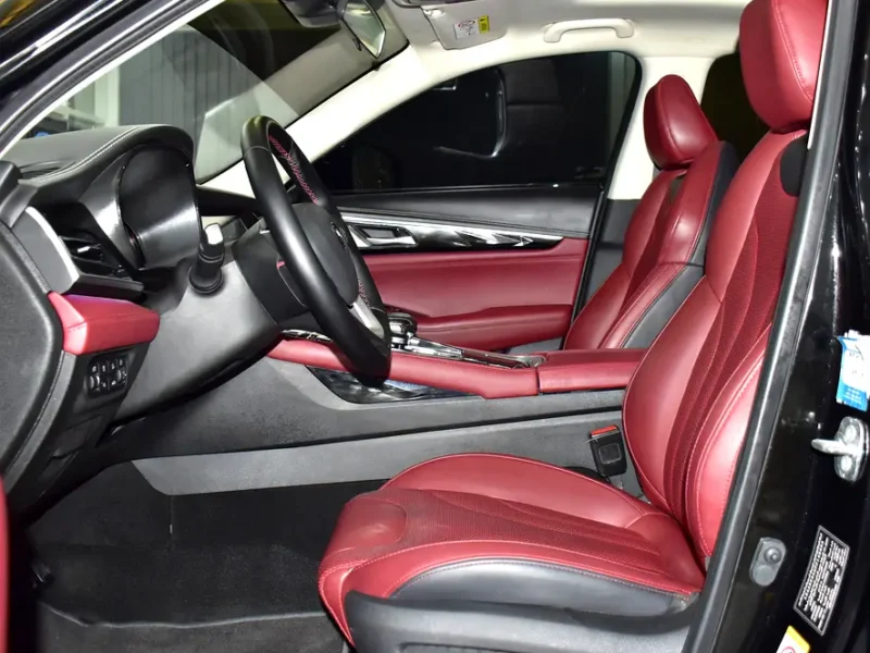 2023 Changan CS85 Premium 4 Cylinder Petrol Engine Black Red Crossover GCC Specs