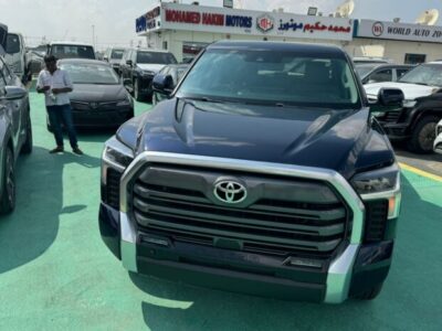 2024 Toyota Tundra 3.4L twin-turbo V6 Petrol Engine Blue Grey Pick-Up Truck 4WD