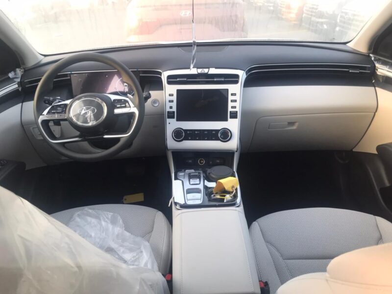 2022 Hyundai Tucson 1.6L Turbo-GDI 4 Cylinder Petrol Engine Grey Beige SUV Full Option