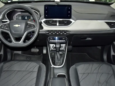 2025 Chevrolet Groove LT 4 Cylinders Petrol Engine Grey Black Crossover GCC Specs