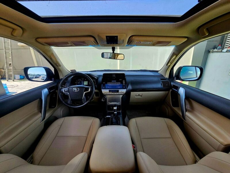 2020 Toyota Prado GXR V6 Petrol Engine 4.0 Litres 4WD Silver Beige SUV GCC Specs