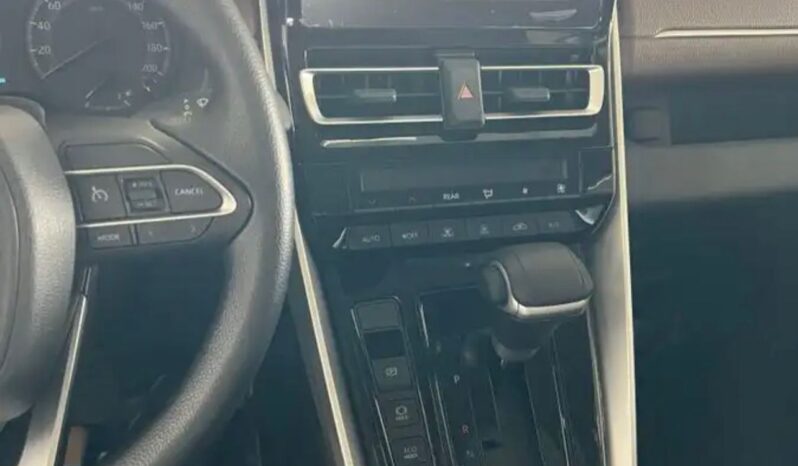 2023 Toyota Innova 2.4 Litres 4 Cylinders Diesel Engine Silver Brown MPV RWD