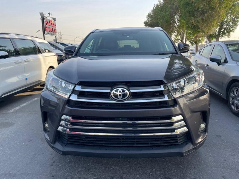 2019 Toyota Kluger Grande 3.5 Litres 6 Cylinders Petrol Engine Grey Black SUV AWD