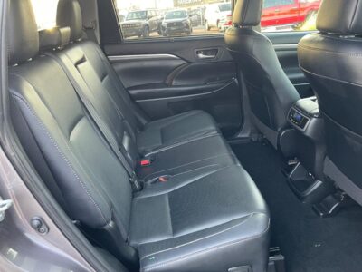 2019 Toyota Kluger Grande 3.5 Litres 6 Cylinders Petrol Engine Grey Black SUV AWD
