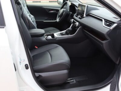 2023 Toyota RAV 4 2.5 Litres 4 Cylinders Petrol Engine White Black SUV AWD