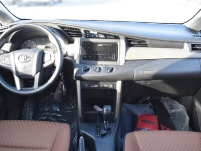 2023 Toyota Innova 2.4 Litres 4 Cylinders Diesel Engine White Brown MPV RWD