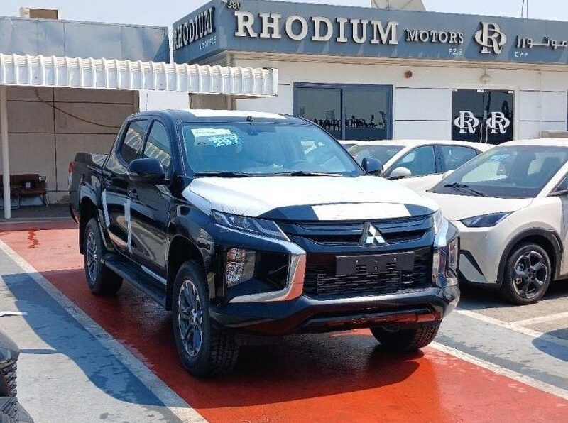 2023 Mitsubishi L200 2.4L 4 Cylinders Diesel Engine AT 4x4 Double Cab Black Pickup Truck