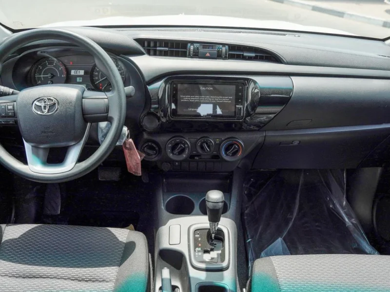 2025 Toyota Hilux 2.8-liter 4 turbocharged Diesel Engine Grey Black Pickup Truck GCC