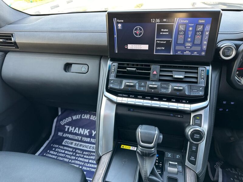 2022 Toyota Land Cruiser 300 Series VX 3.3L Twin-Turbo V6 Engine Grey Black SUV