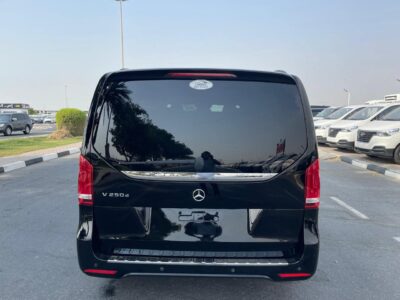2018 Mercedes-Benz V250d 2.1 L 4 Cylinders Diesel Avantgarde Black Luxury Van