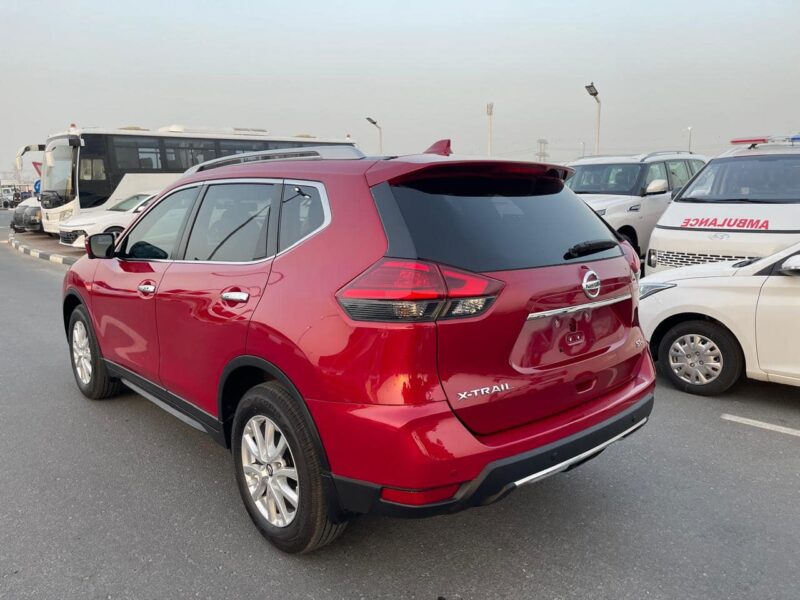 2020 Nissan X-Trail ST-L Auto 2.0-liter 4 Cylinder Petrol Engine Red Black SUV