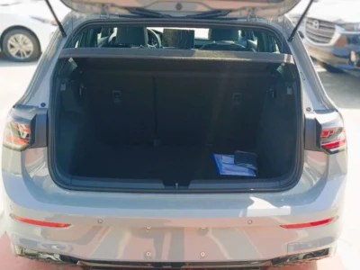 2024 Volkswagen Golf TSI R-Line 1.5-liter turbocharged 4-cylinder Engine Grey Beige Hatchback