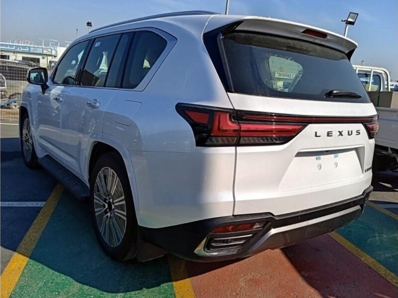 2022 Lexus LX 500 3.3 Litres Twin-Turbo Diesel V6 Engine White Tan SUV GCC Specs