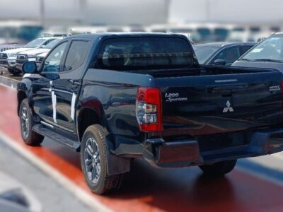 2023 Mitsubishi L200 2.4L 4 Cylinders Diesel Engine AT 4x4 Double Cab Black Pickup Truck