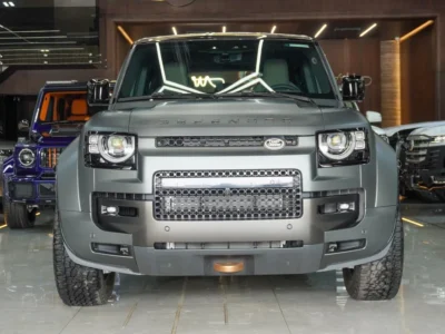 2025 Land Rover Defender 3.0L Inline 6-Cylinder Petrol Engine Grey Beige SUV GCC