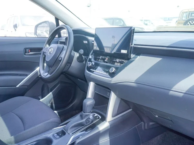 2025 Toyota Corolla Cross HEV 1.8-liter 4-cylinder Hybrid Engine White Black SUV GCC
