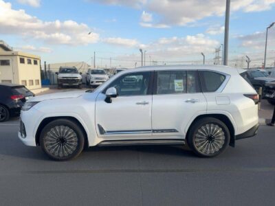 2026 Lexus LX 600 3.5L Twin-Turbocharged V6 Petrol Engine White Orange SUV GCC