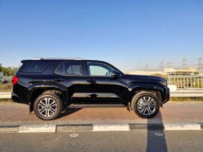 2026 Toyota 4Runner Limited 2.4L turbocharged i-FORCE 4-cylinder Engine Black SUV