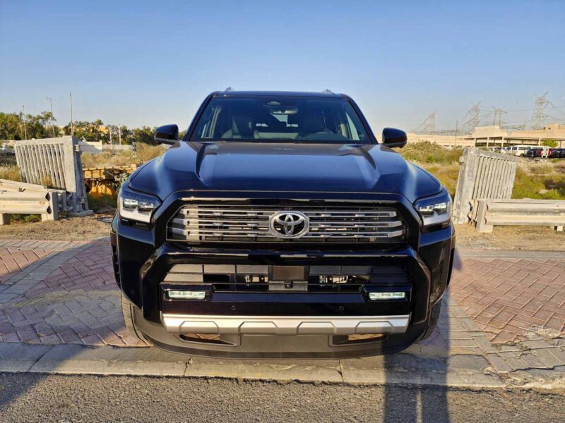 2026 Toyota 4Runner Limited 2.4L turbocharged i-FORCE 4-cylinder Engine Black SUV
