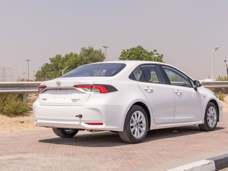 2025 Toyota Corolla 1.8L 4 Cylinder Intelligent Electric Hybrid Elite Edition White Black Sedan