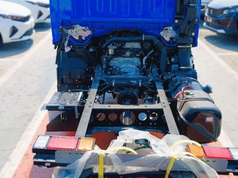 2025 Isuzu NMR 4x2 Chassis 3 TON 6 Cylinders Disel Engine Blue Grey Truck Manual GCC