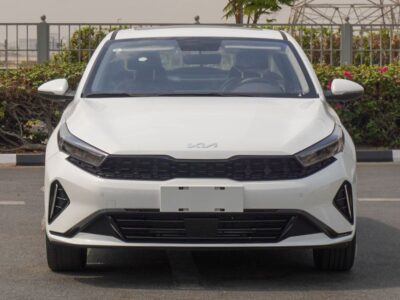 2025 Kia K3 Comfort 1.5 Litres 4 Cylinders Petrol Engine White Black Sedan Chinese Specs