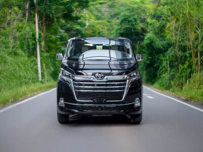 2026 Toyota Majesty Grande 2.8L Inline 4-cylinder Diesel Engine Black Beige MPV