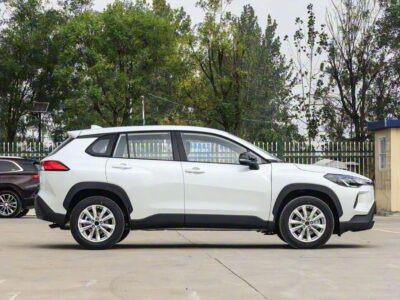 2026 Toyota Corolla Cross 2.0L INTELLIGENT Hybrid 4 Cylinders Engine White Black SUV