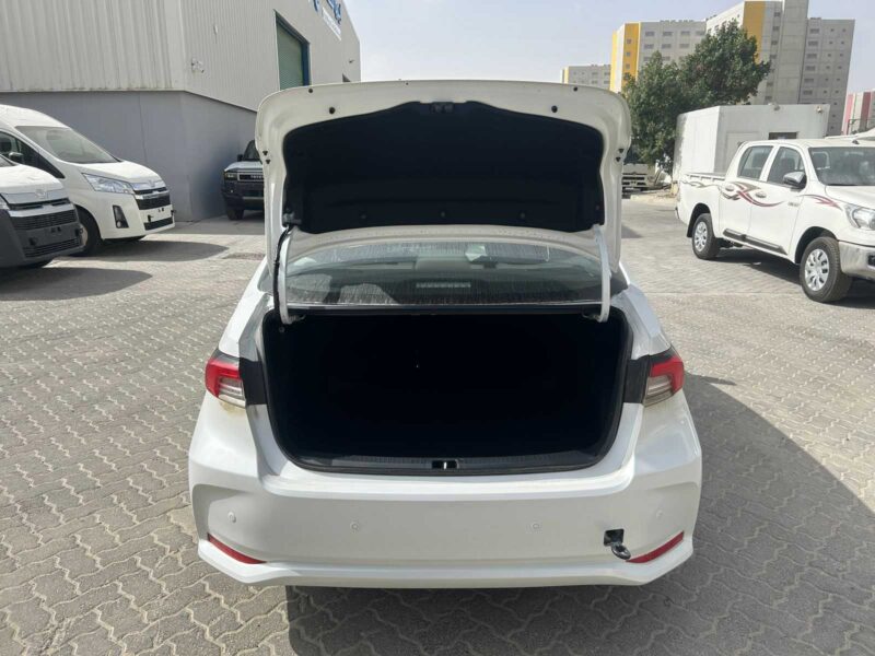 2025 Toyota Corolla GLI 2.0L Dynamic Force 4-Cylinder Petrol Engine White Beige Sedan