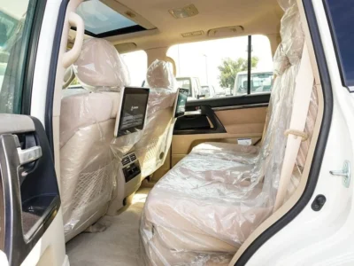2021 Toyota Land Cruiser GXR Grand Touring 4.0-litre V6 Petrol Engine White Beige SUV GCC