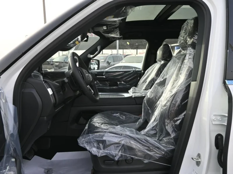 2026 Nissan Patrol 3.5-liter twin-turbo V6 Petrol Engine White Black SUV Automatic GCC