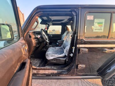 2025 Jeep Wrangler Unlimited Rubicon 2.0L Turbocharged 4-cylinder Engine Black SUV
