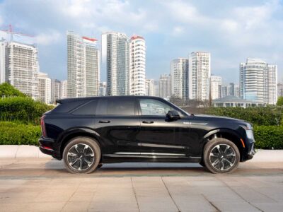 2025 Cadillac Escalade IQ Electric Vehicle Black Tan Three-row Luxury SUV AWD
