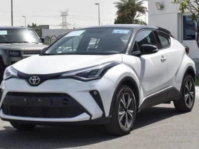2022 Toyota C-HR Suffix Z2 1.2 Litres 4 Cylinders Petrol Engine AWD White Black SUV