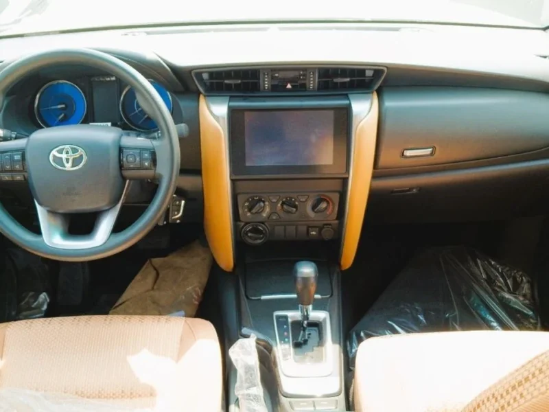 2024 Toyota Fortuner 2.4 Litres 4-Cylinder Turbo Diesel Grey Tan SUV GCC Specs Automatic
