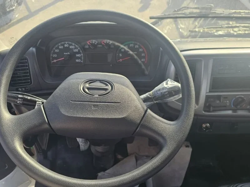 2024 Hino 500 GH1927 13.5 Ton 7.7L 6-cylinder Turbocharged Diesel Engine White Grey Truck
