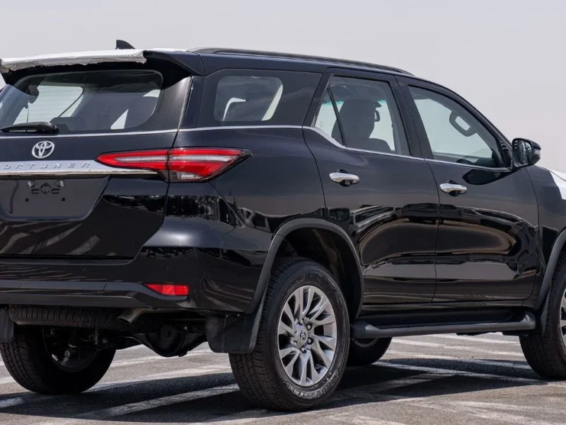 2024 Toyota Fortuner 2.8 L 4 Cylinders Turbocharged Diesel Engine Black SUV Automatic
