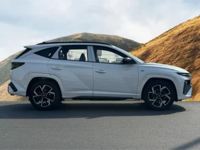 2025 Hyundai Tucson Hybrid N Line 1.6L Smartstream GDI 4-Cylinder Turbo White Beige SUV