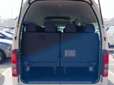 2025 Toyota Hiace High roof 2.5L Diesel MT 16-Seat 4-Cylinder Turbo White Black Van