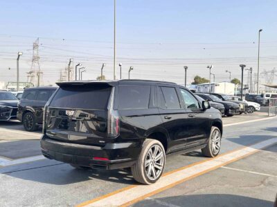 2025 Cadillac Escalade ESV Sport Platinum 6.2L V8 Petrol Engine Black SUV Automatic