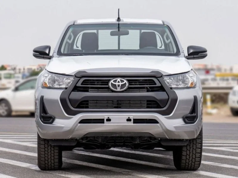 2025 Toyota Hilux SR5 2.4L Turbocharged 4-cylinder Diesel Engine Silver Black Pickup Truck