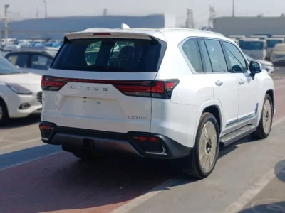 2025 Lexus LX 700h Signature 3.5L Twin-Turbo V6 Hybrid Engine White Red SUV GCC Specs
